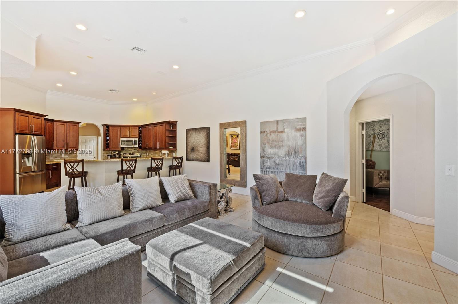 2510 Jardin Dr, Weston, Florida image 16