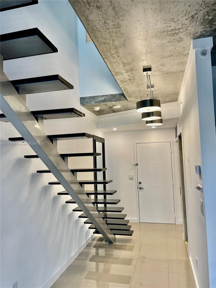 690 SW 1st Ct #1922, Miami FL 33130