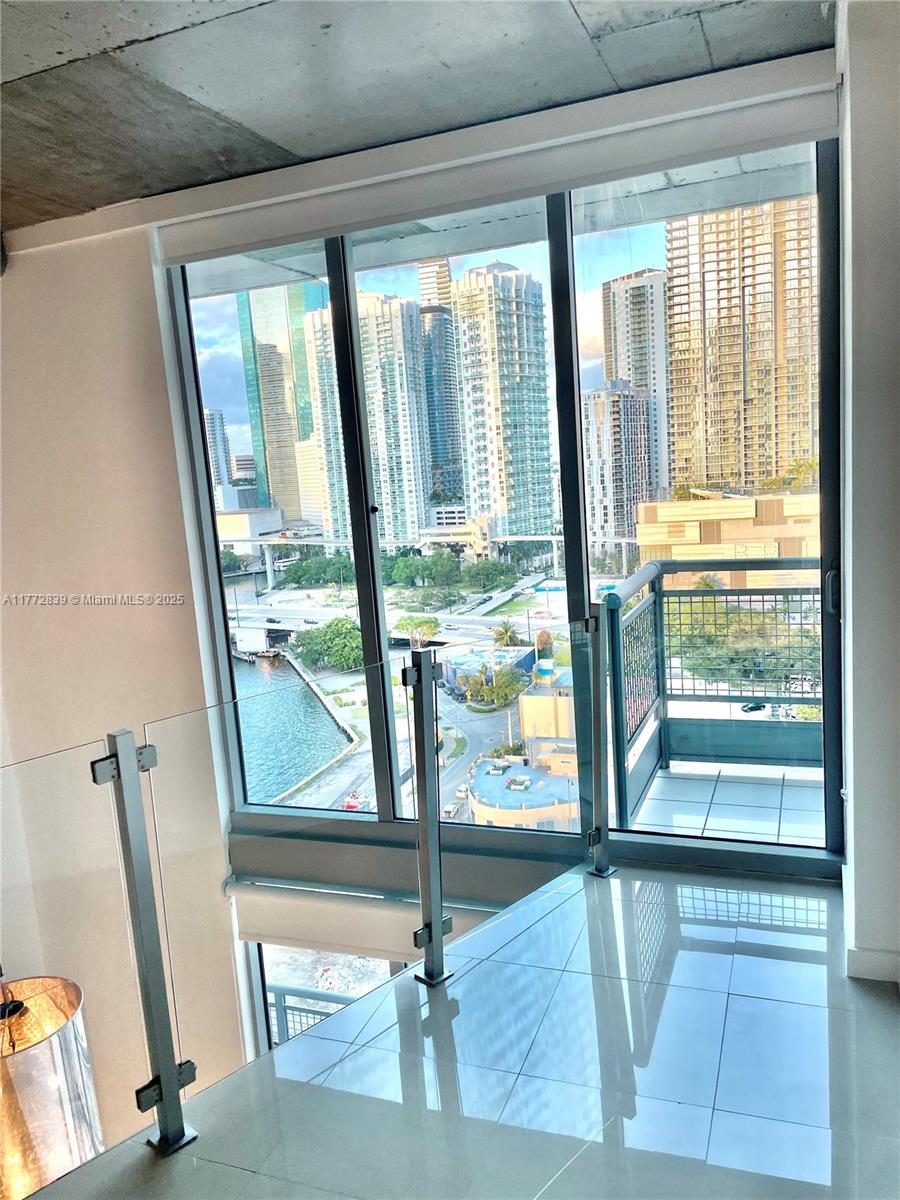 690 SW 1st Ct #1922, Miami FL 33130