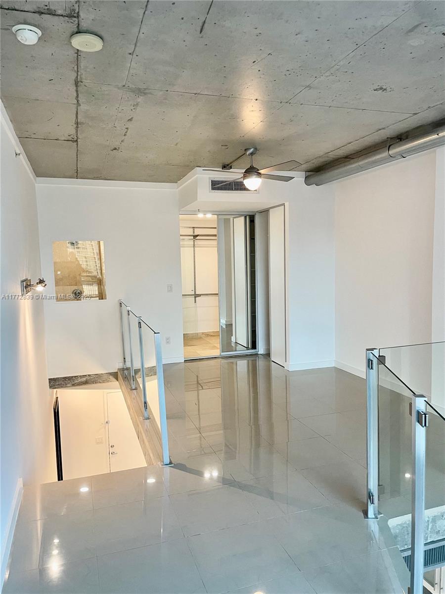 690 SW 1st Ct #1922, Miami FL 33130