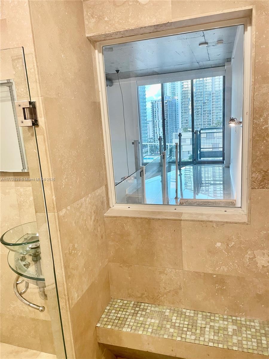690 SW 1st Ct #1922, Miami FL 33130