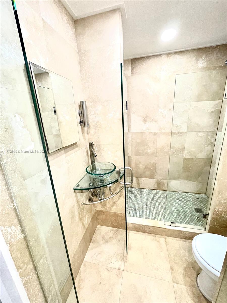 690 SW 1st Ct #1922, Miami FL 33130