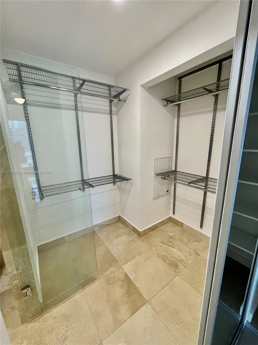 690 SW 1st Ct #1922, Miami FL 33130