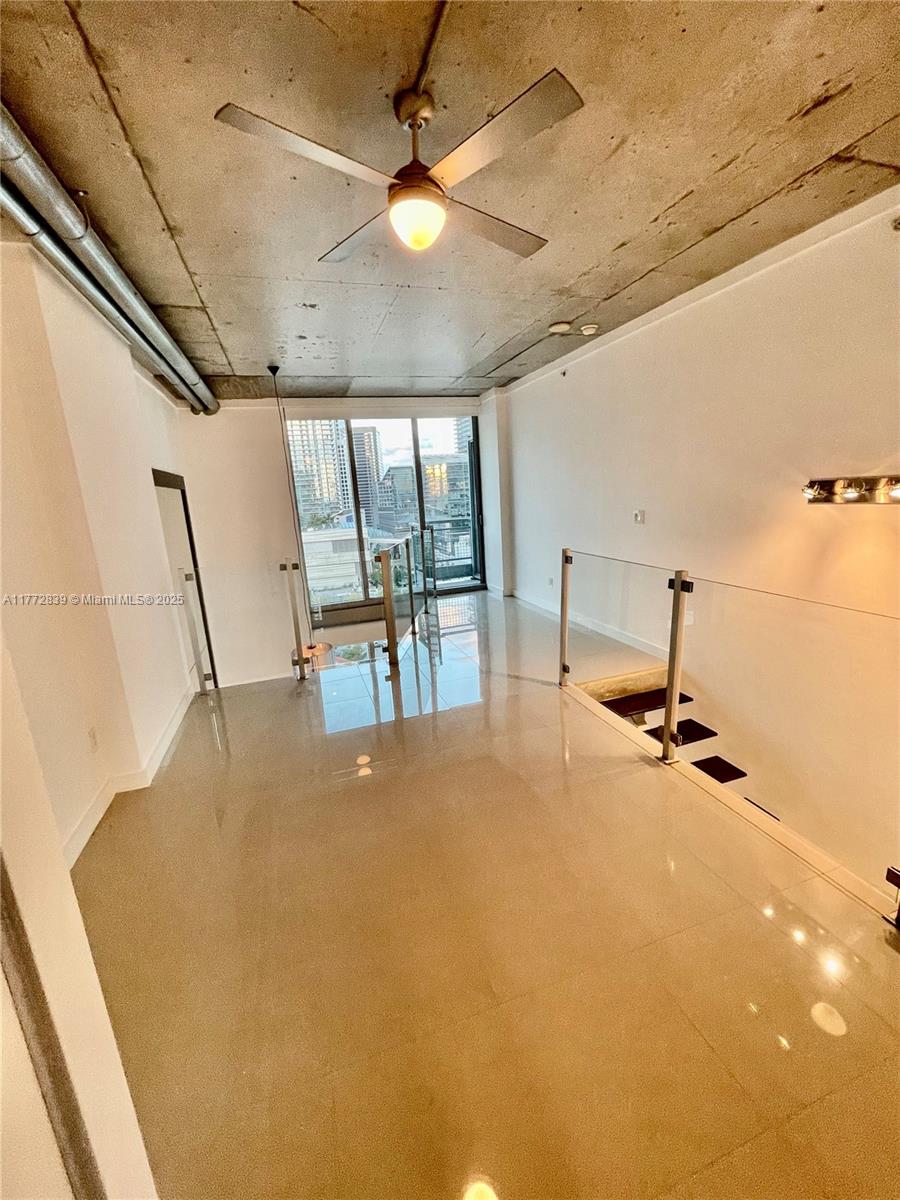 690 SW 1st Ct #1922, Miami FL 33130