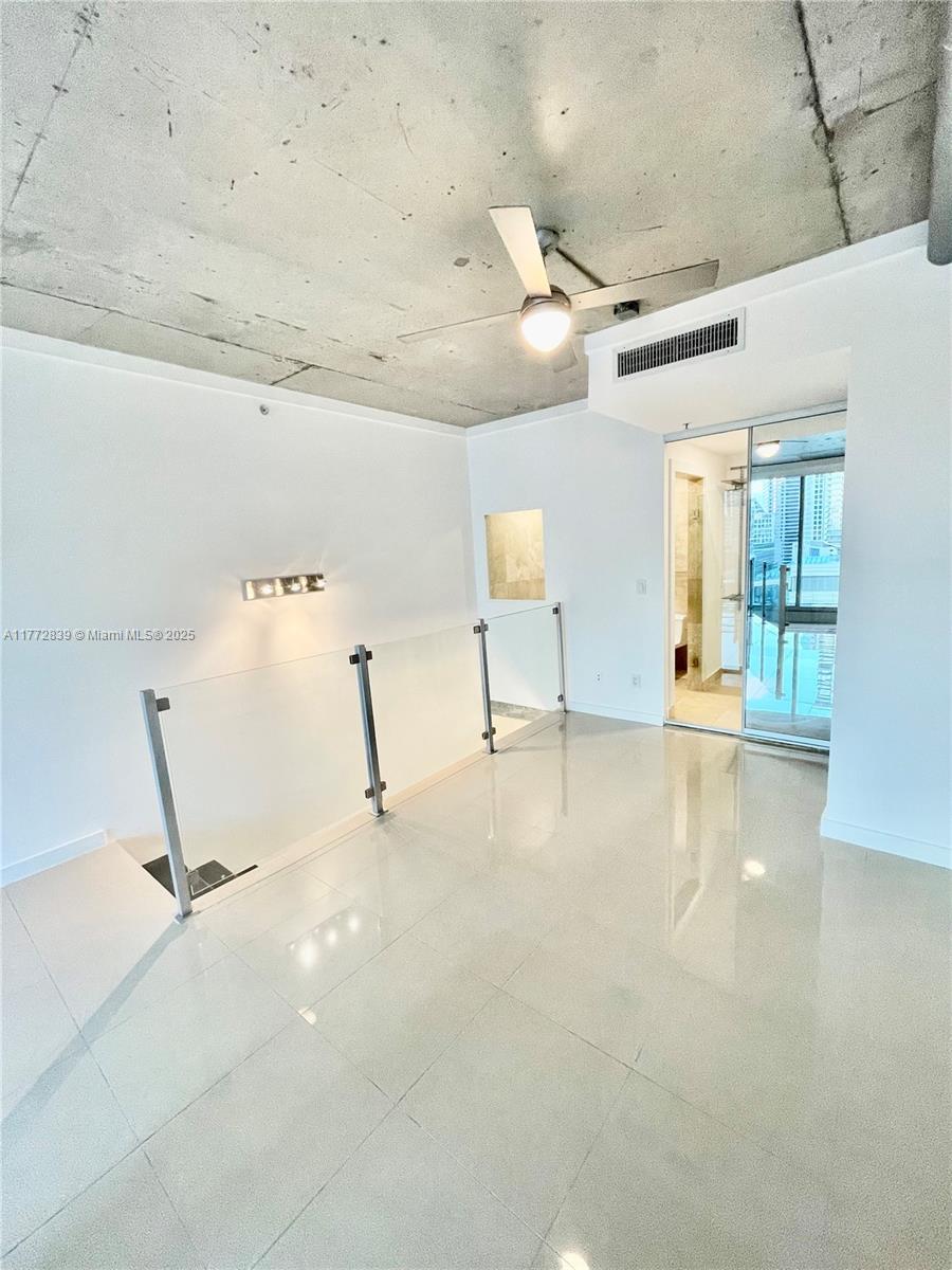 690 SW 1st Ct #1922, Miami FL 33130