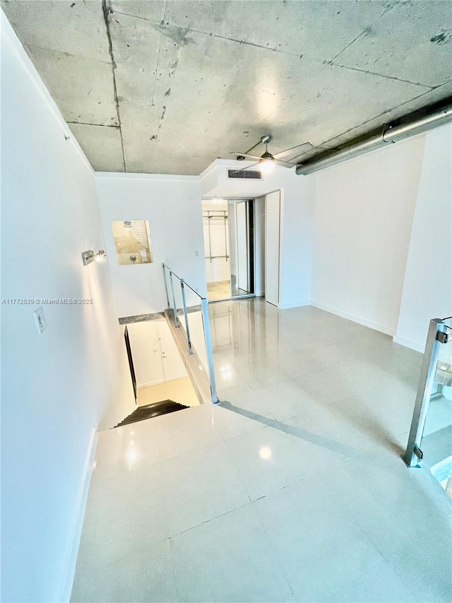 690 SW 1st Ct #1922, Miami FL 33130