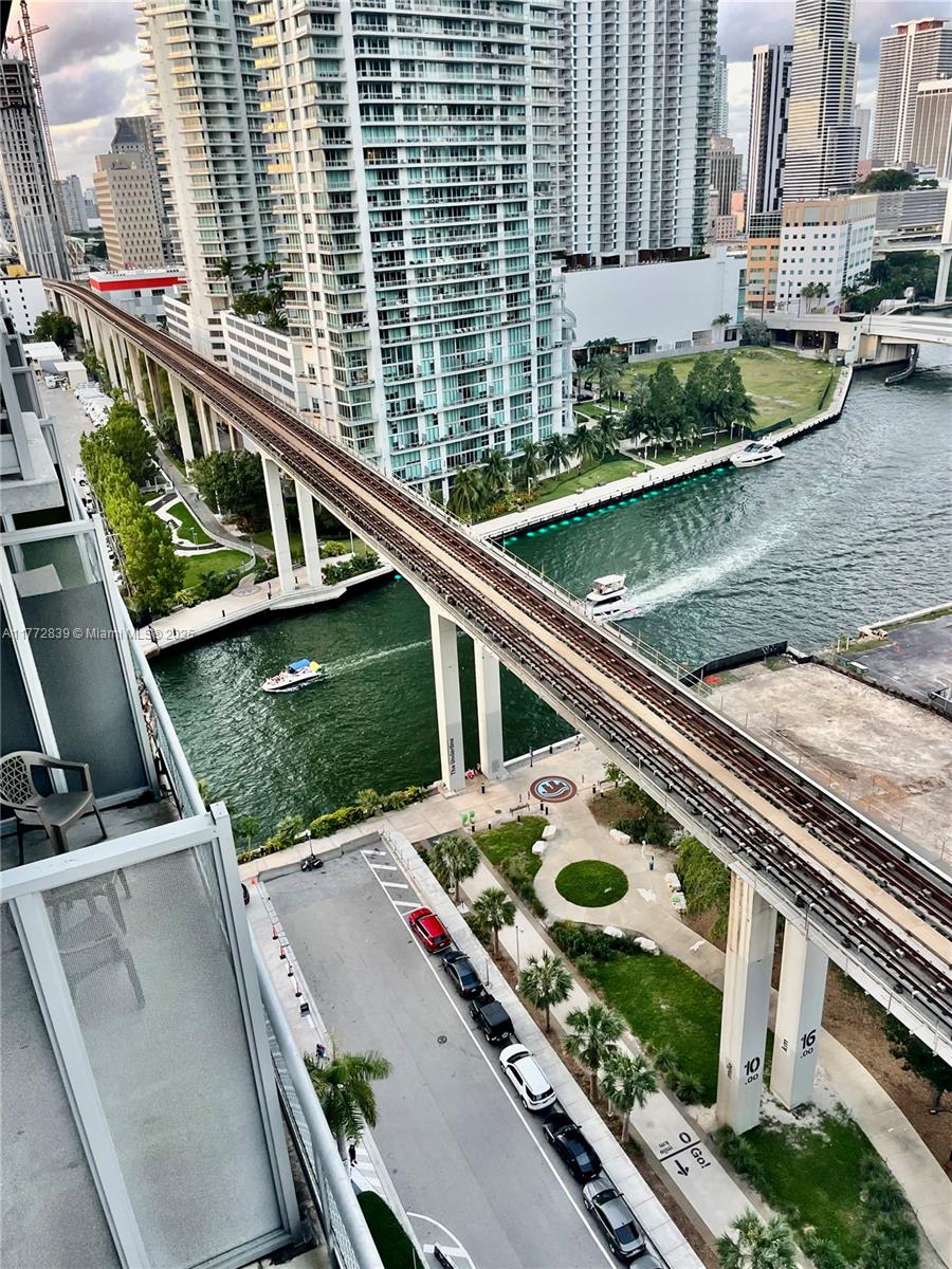 690 SW 1st Ct #1922, Miami FL 33130