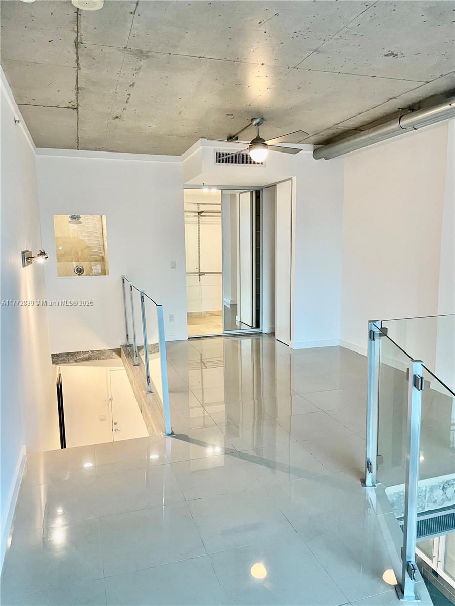 690 SW 1st Ct #1922, Miami FL 33130