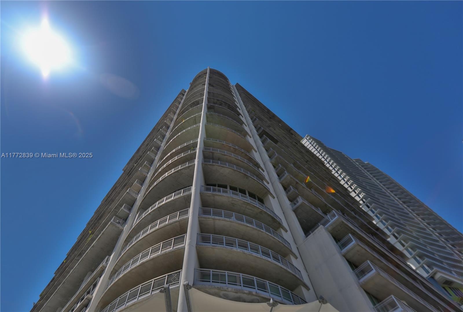690 SW 1st Ct #1922, Miami FL 33130