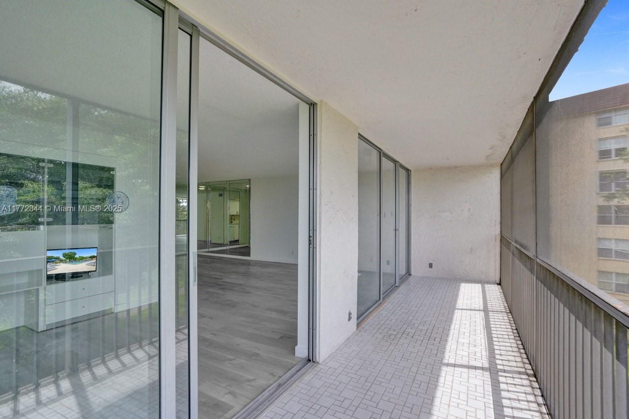 3821 Environ Blvd #403, Lauderhill, Florida image 11