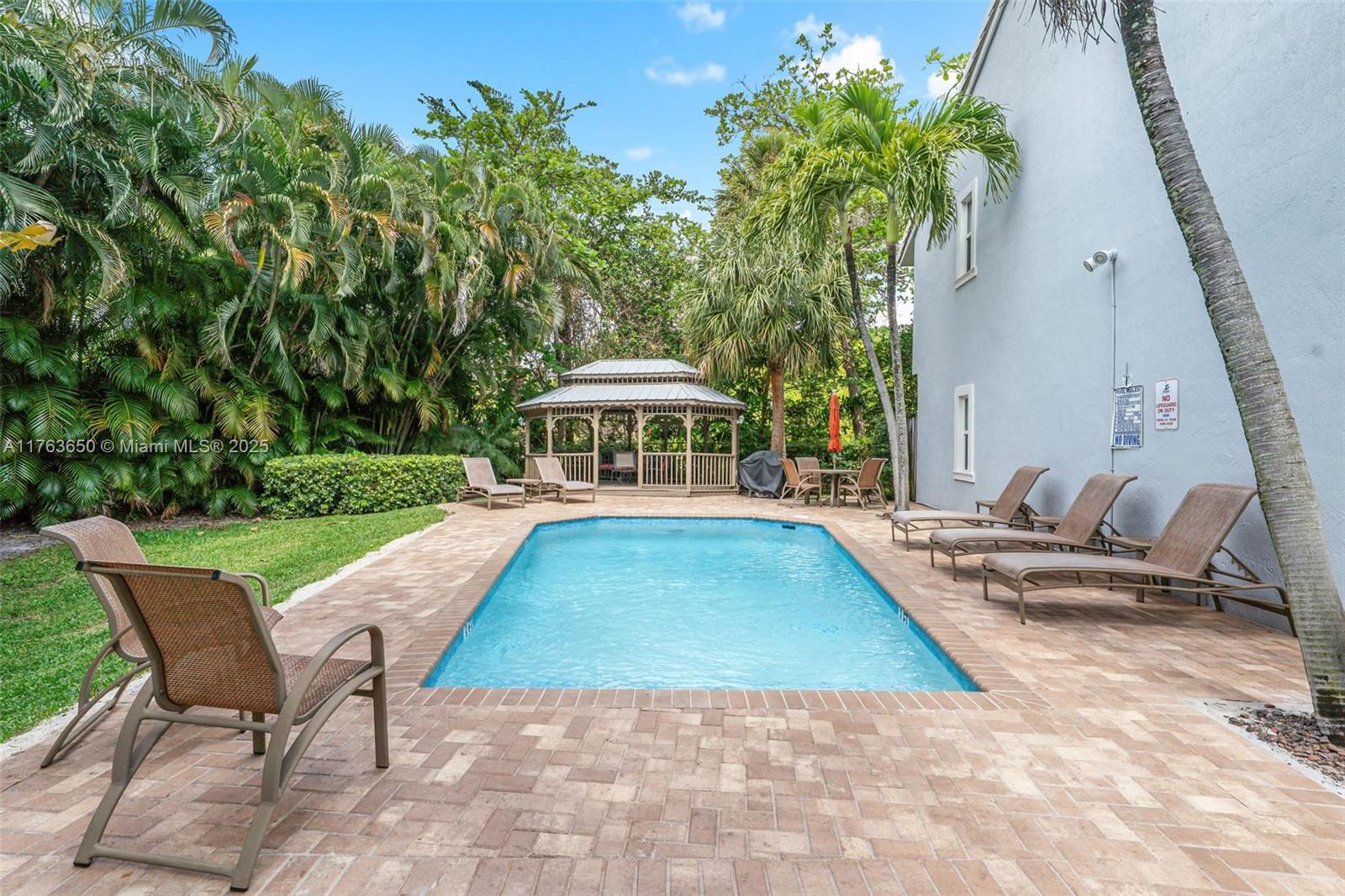 1747 NE 4th Ave #F2, Fort Lauderdale, Florida image 26