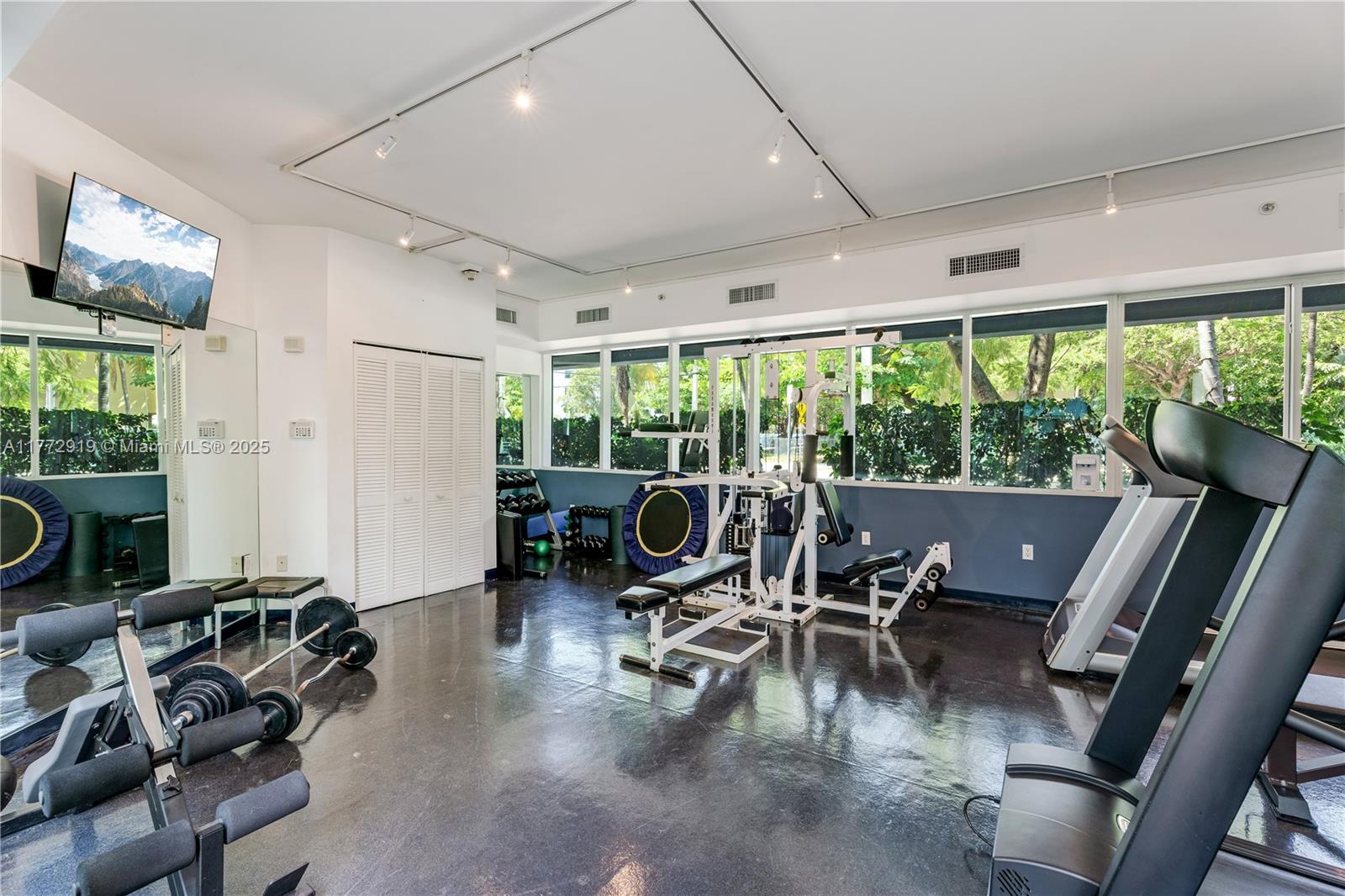 2699 Tigertail Ave #23, Coconut Grove, Florida image 42
