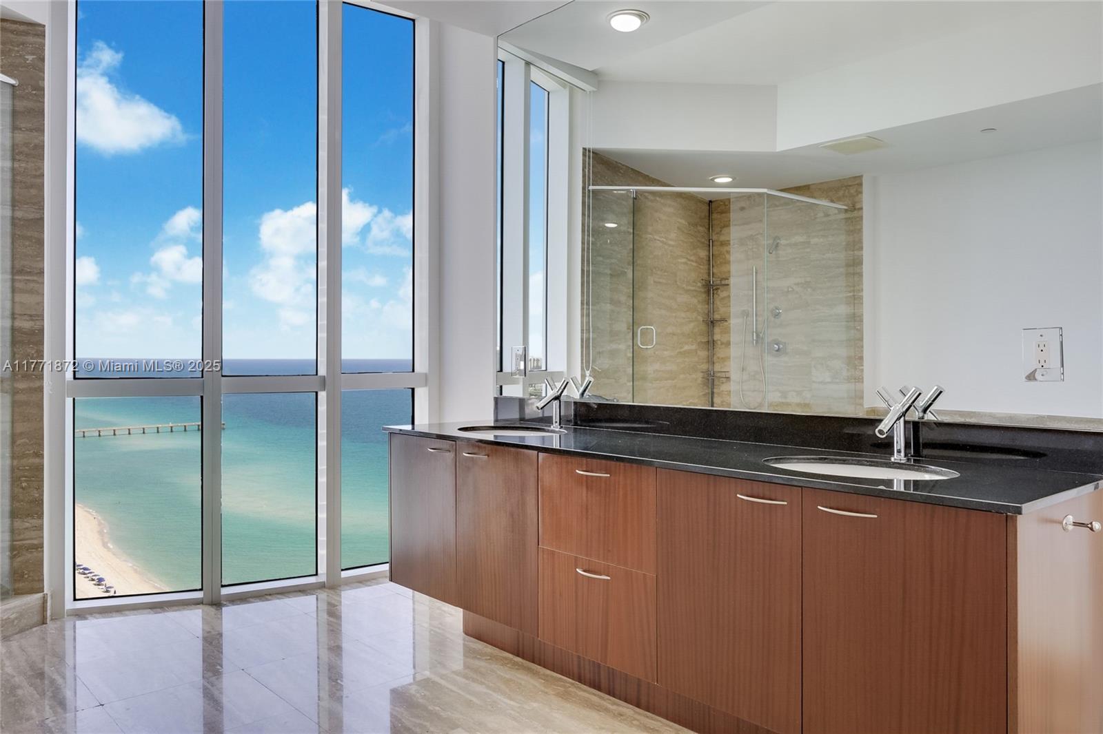 15811 Collins Ave #2101, Sunny Isles Beach, Florida image 7