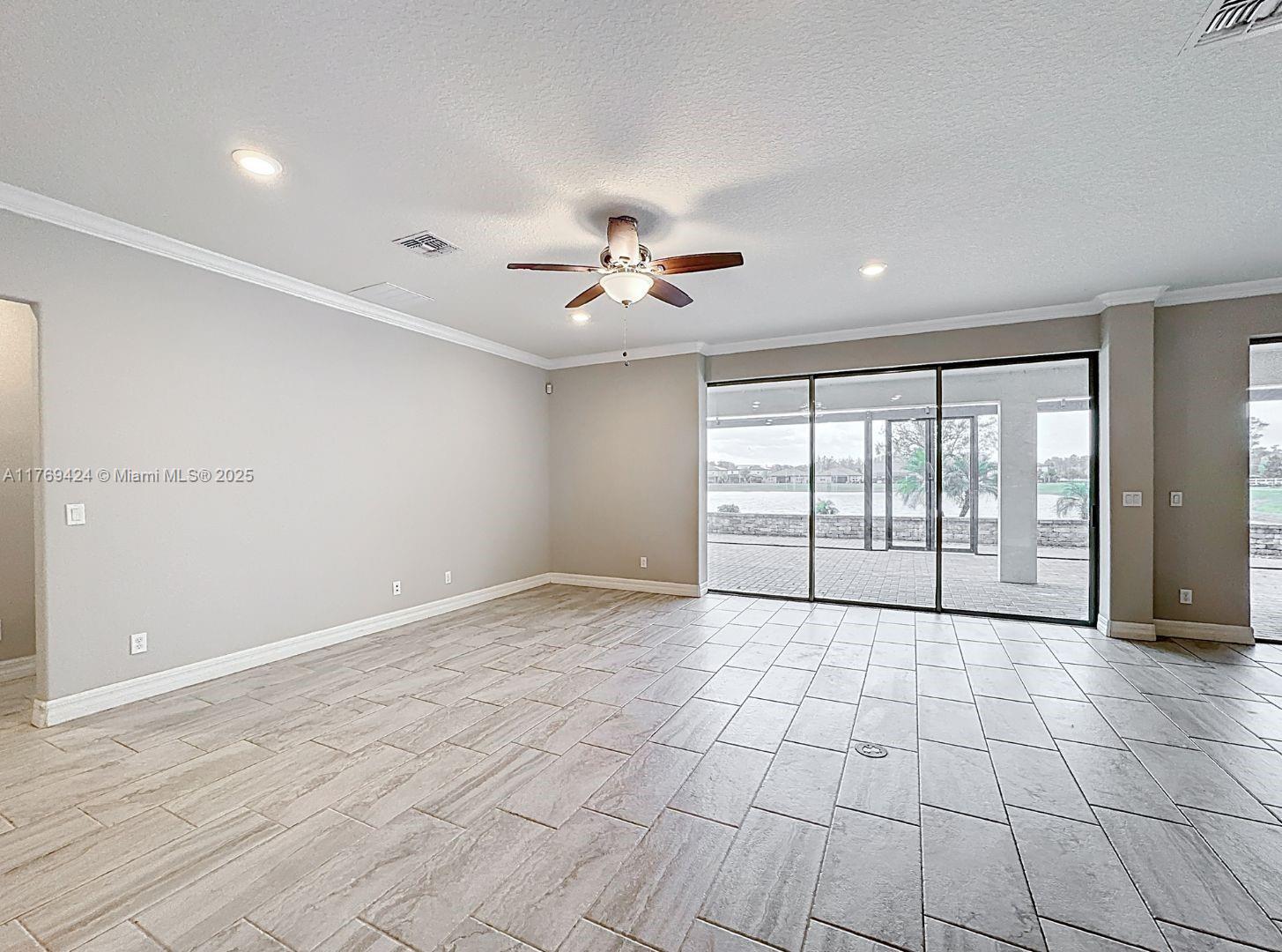 5647 Barletta Drive, Saint Cloud, Florida image 22
