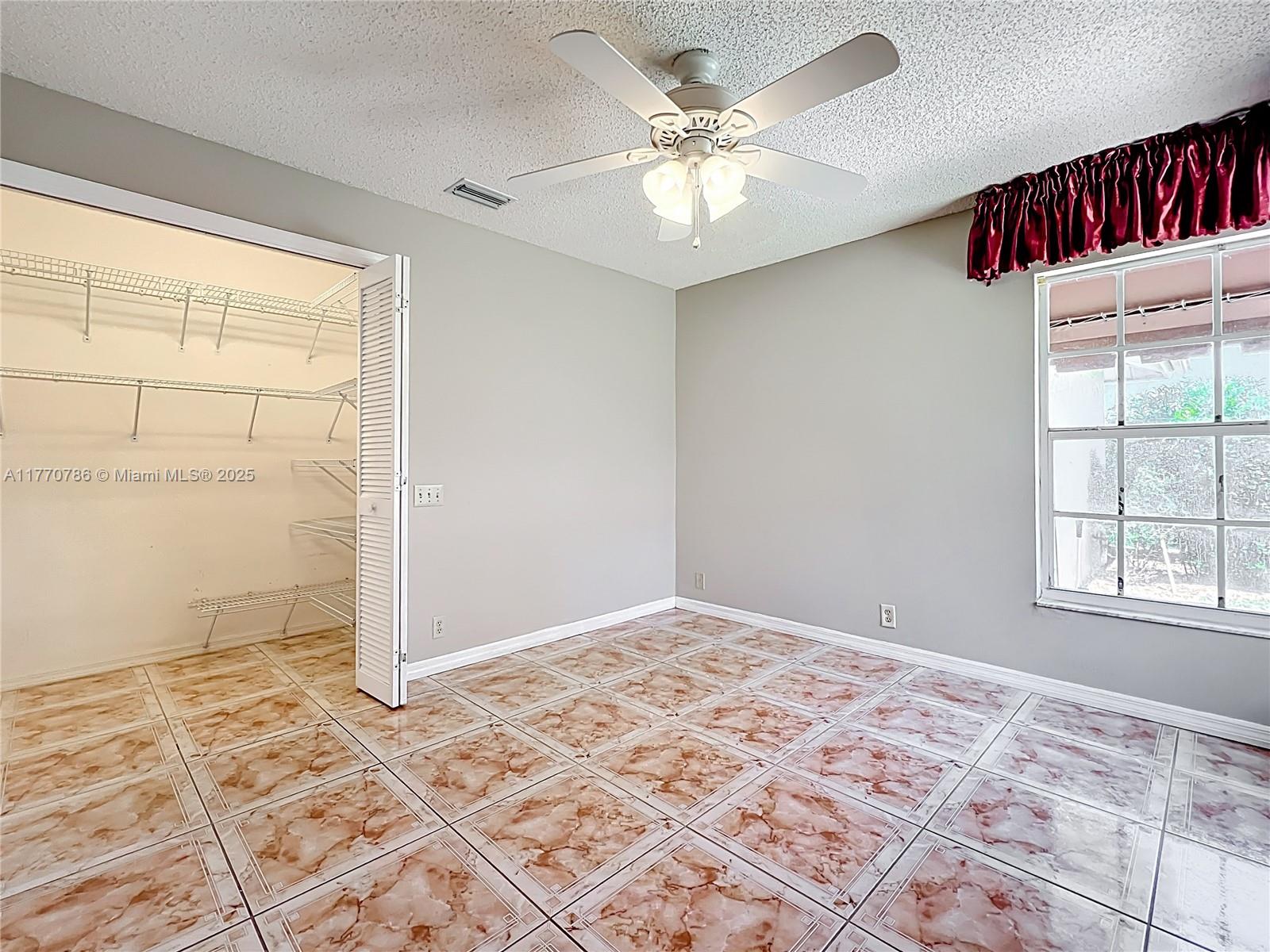 4738 Dundee Dr., Bradenton, Florida image 21