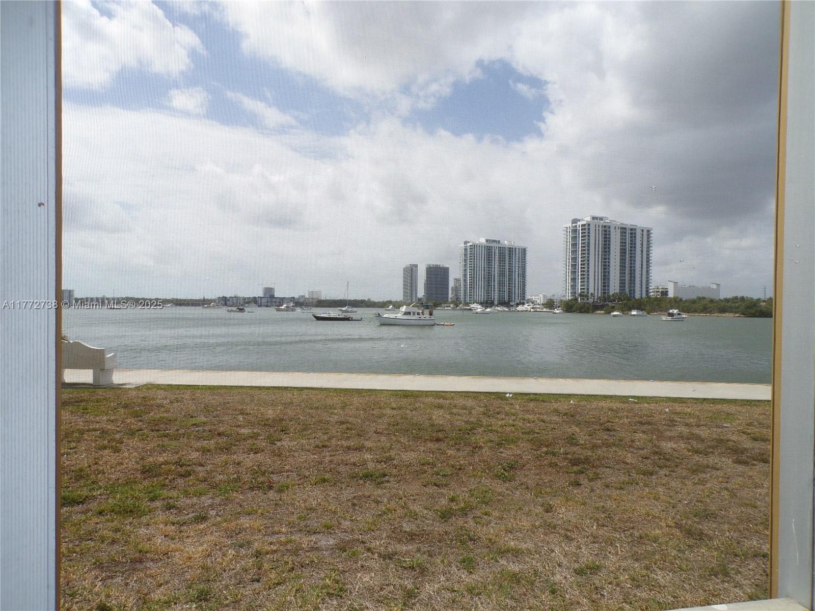 2920 Point East Dr #N111, Aventura, Florida image 2