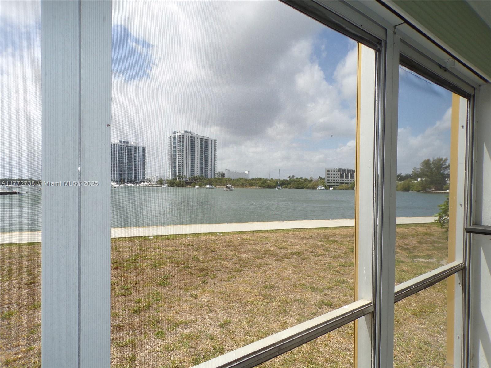 2920 Point East Dr #N111, Aventura, Florida image 4