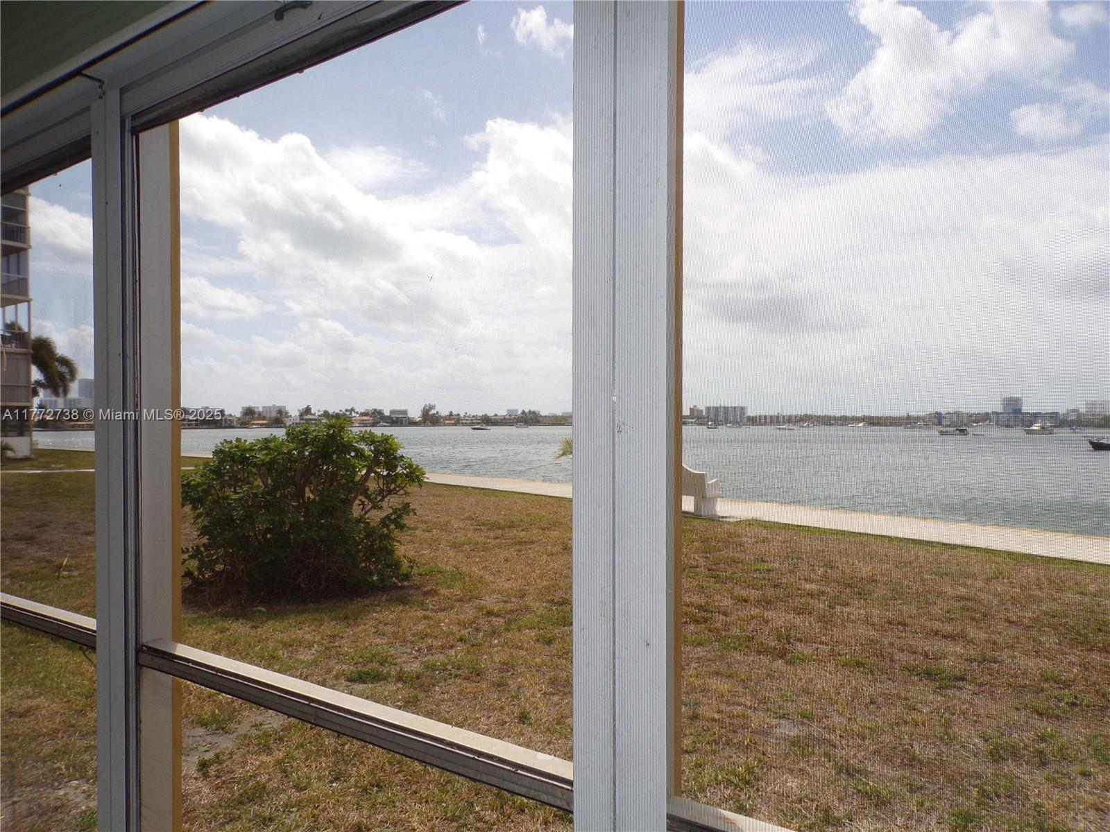 2920 Point East Dr #N111, Aventura, Florida image 5
