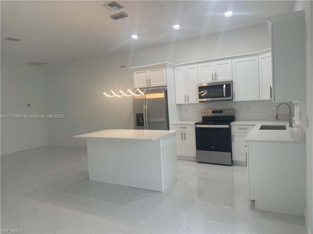 4736 / 4738 SW 15th St, Lehigh Acres, Florida image 11
