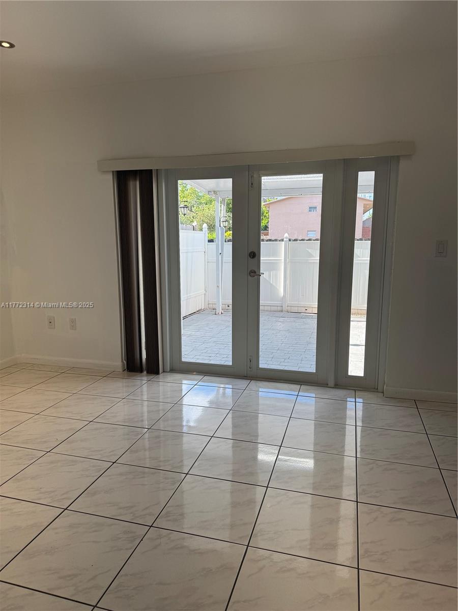 130 SW 109th Ave #7, Sweetwater, Florida image 10