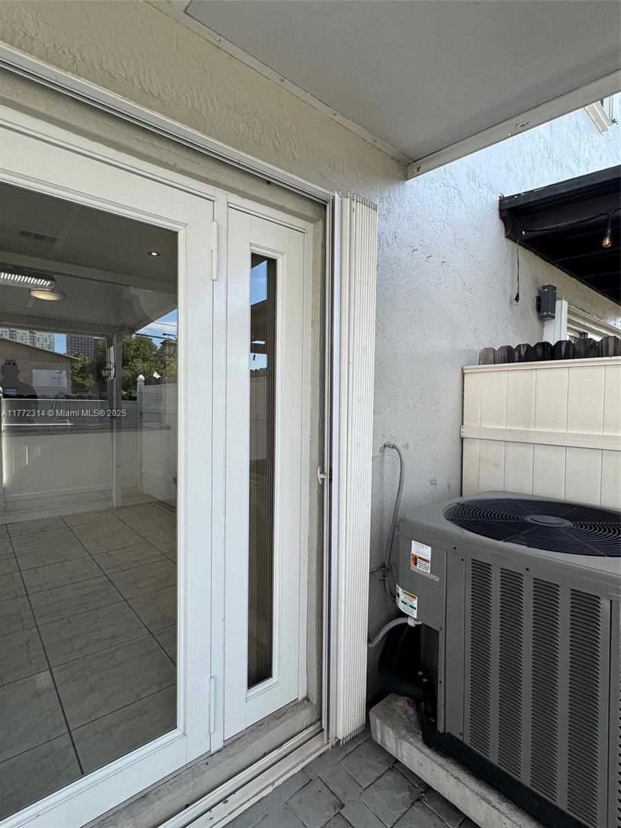 130 SW 109th Ave #7, Sweetwater, Florida image 20