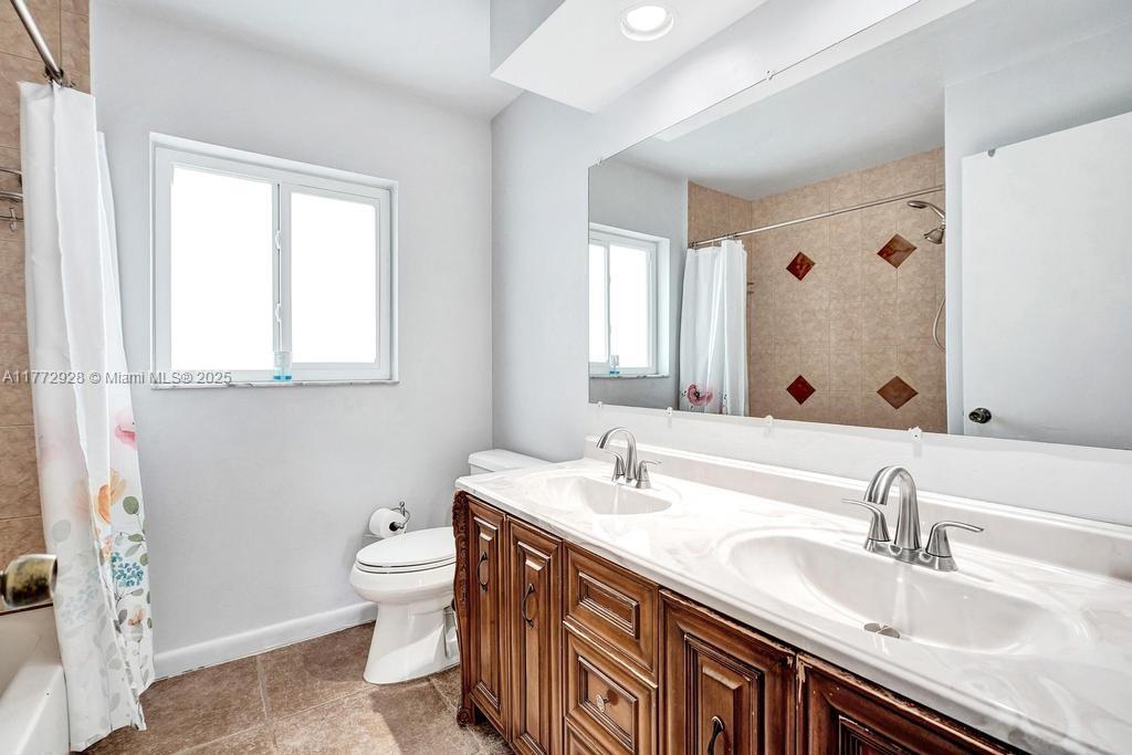 2840 NW 112th Ter, Plantation, Florida image 12