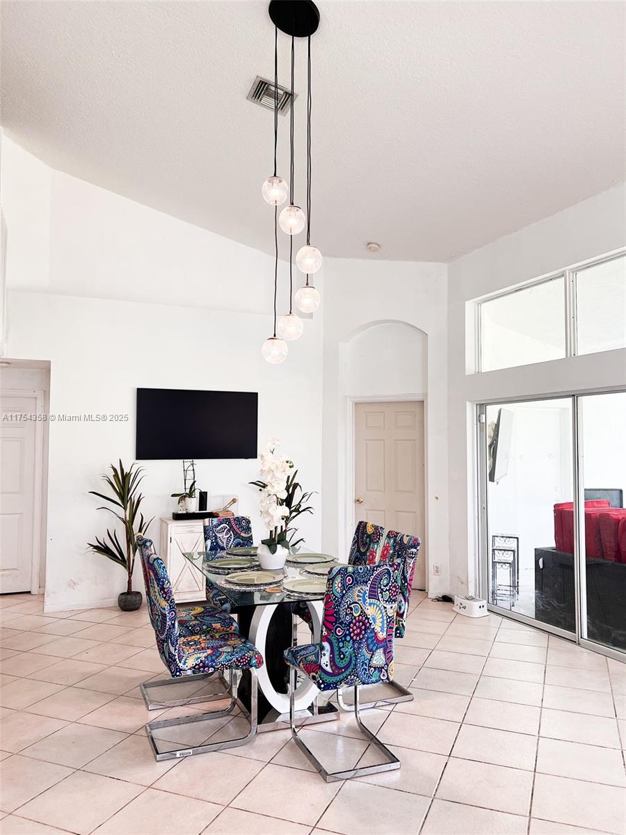 Residential, Wellington, Florida image 16