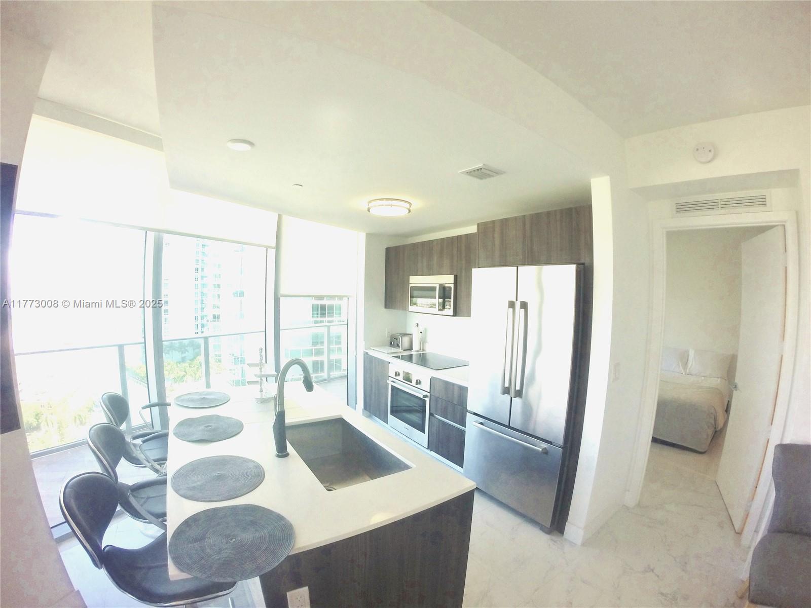 488 NE 18th St #2001, Miami FL 33132