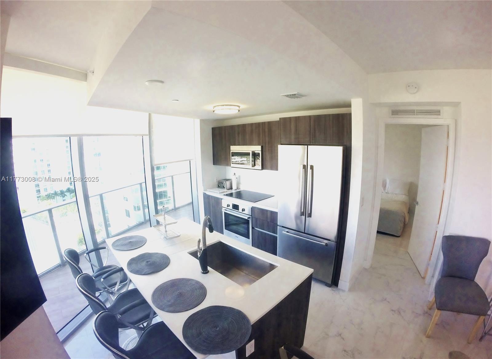 488 NE 18th St #2001, Miami FL 33132