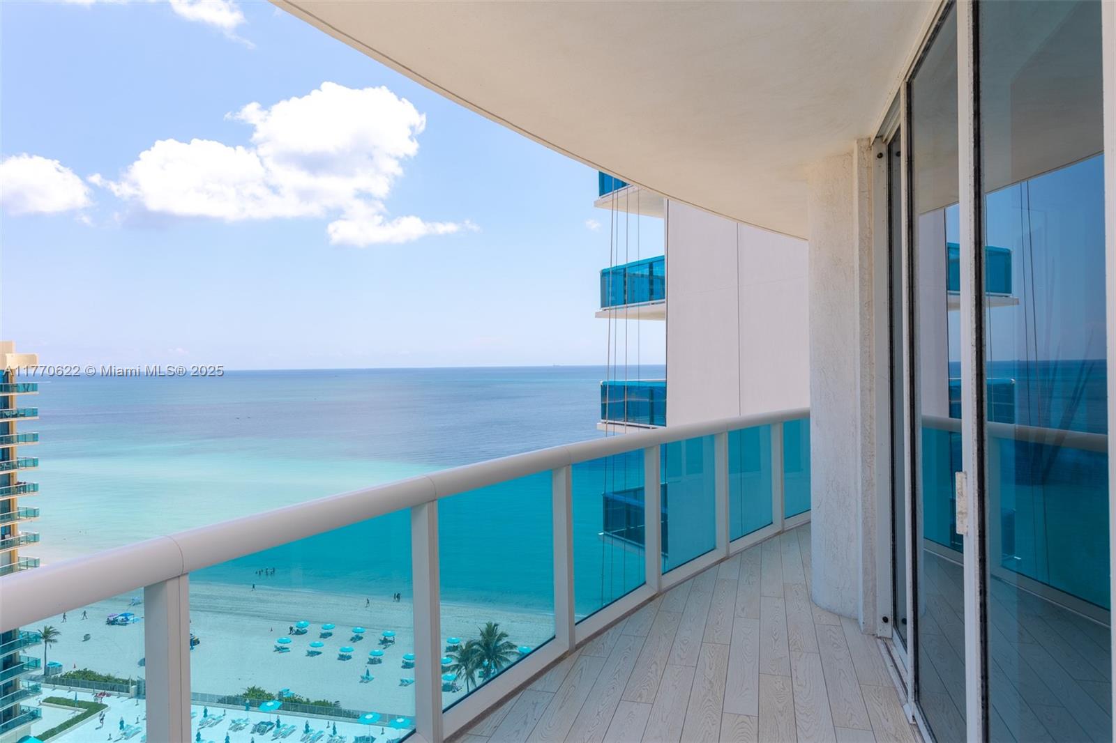 Condo for Rent in Hollywood, FL