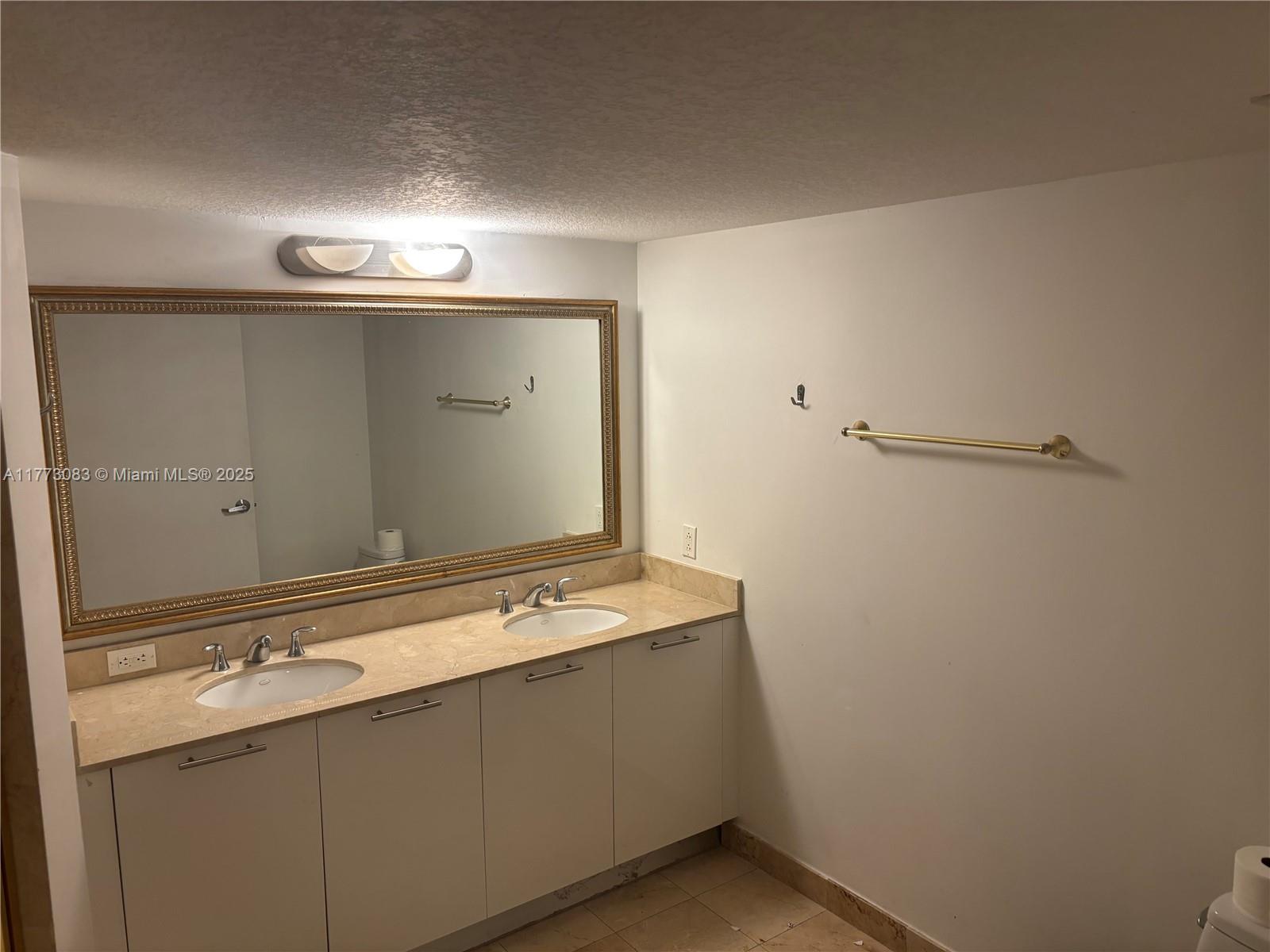 1800 N Bayshore Dr #2912, Miami FL 33132