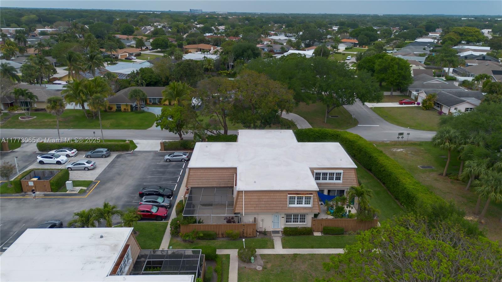 4270 Hazel Ave #B, Palm Beach Gardens, Florida image 32
