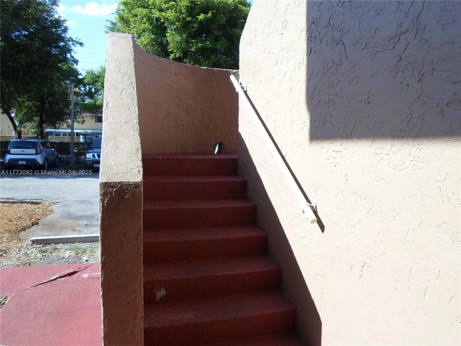2750 W 60th St #59, Hialeah, Florida image 35
