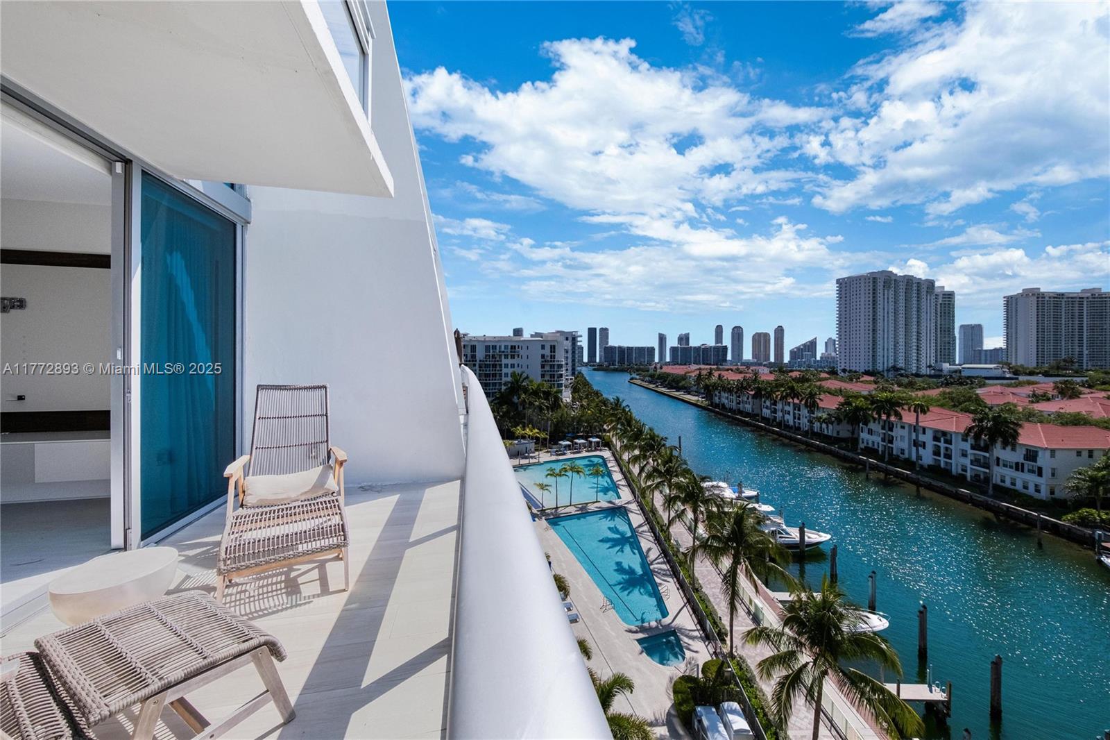 Apartamento en Venta en Aventura, FL