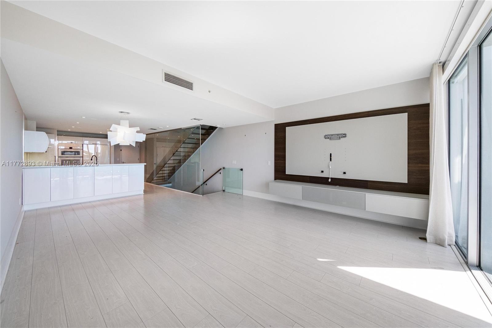 Residential, Aventura, Florida image 11