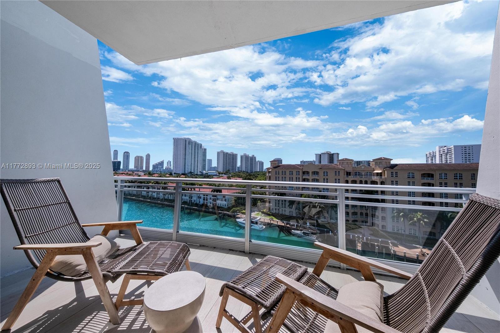 Residential, Aventura, Florida image 26
