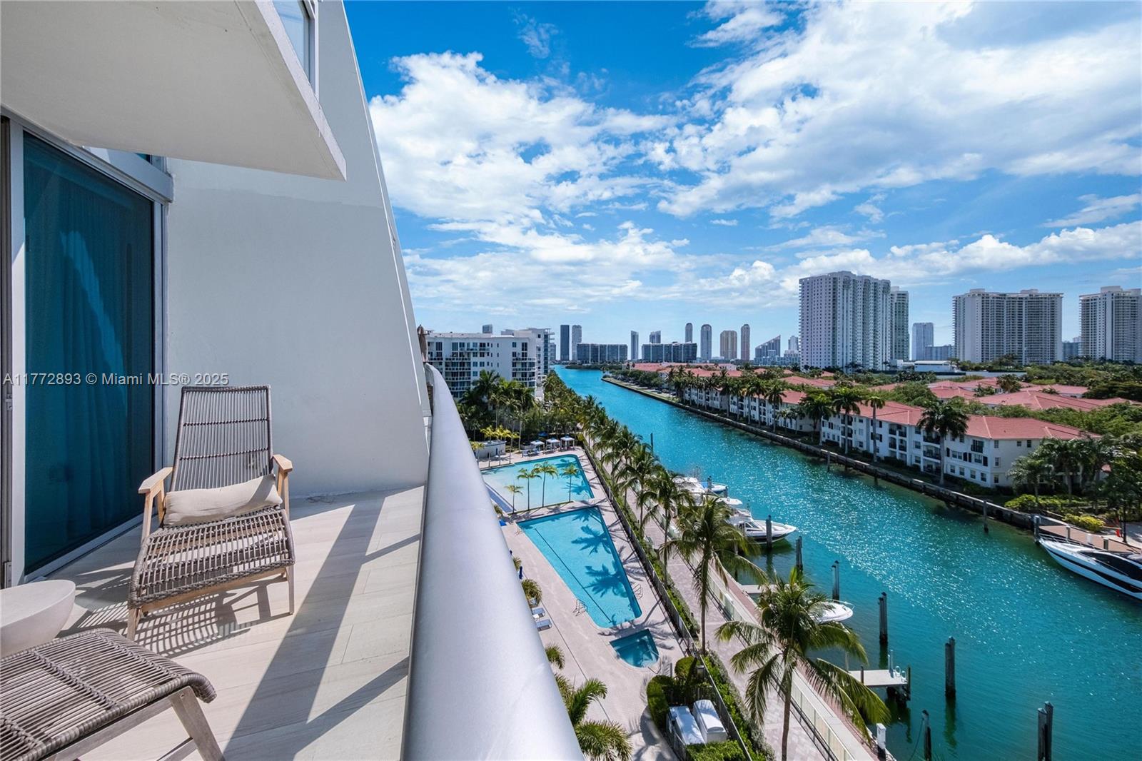 Residential, Aventura, Florida image 28