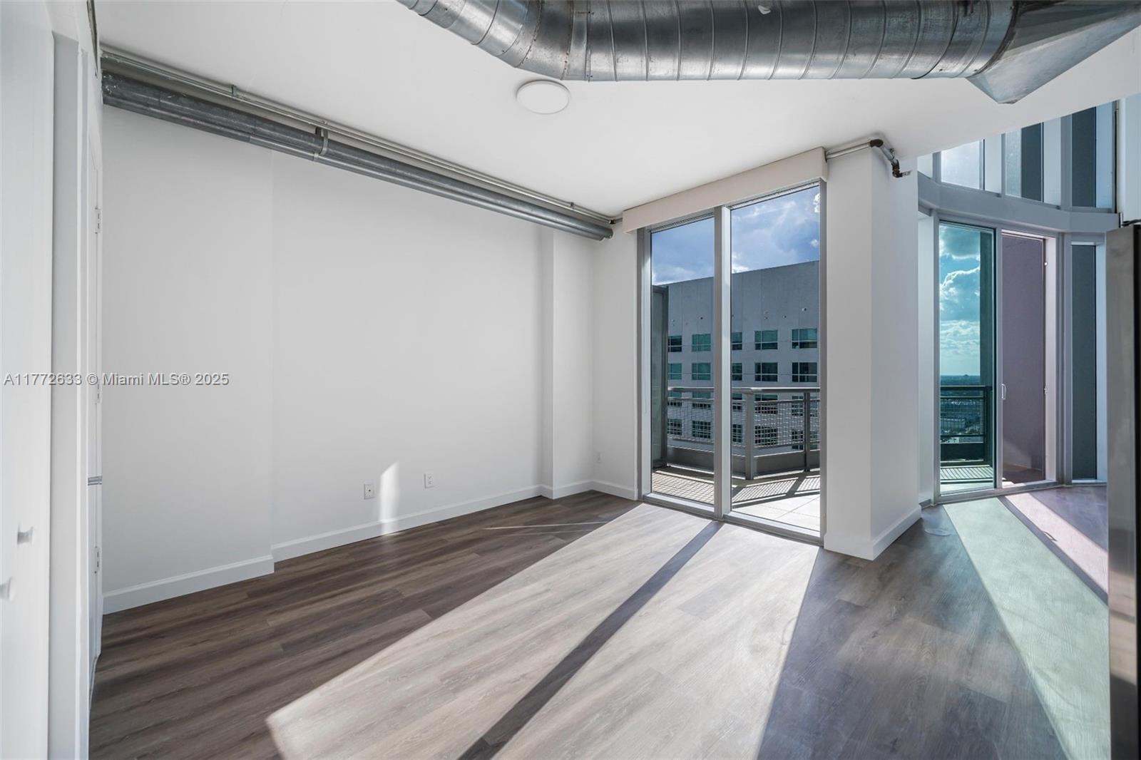 690 SW 1st Ct #2926, Miami FL 33130