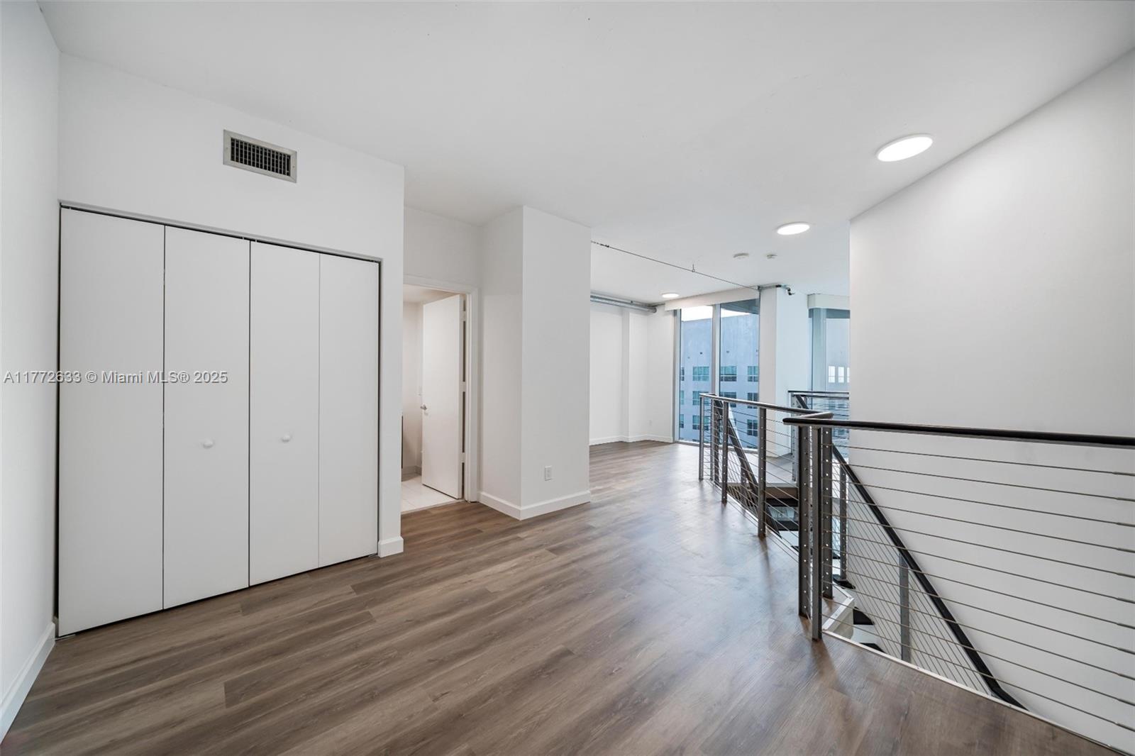 690 SW 1st Ct #2926, Miami FL 33130
