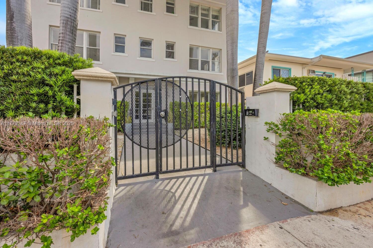 1027 Pennsylvania Ave #201, Miami Beach, Florida image 2