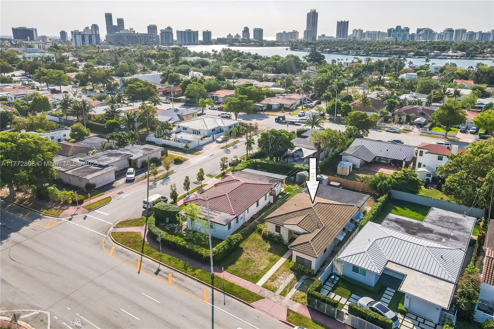 1510  Normandy Dr #1 For Sale A11772898, FL