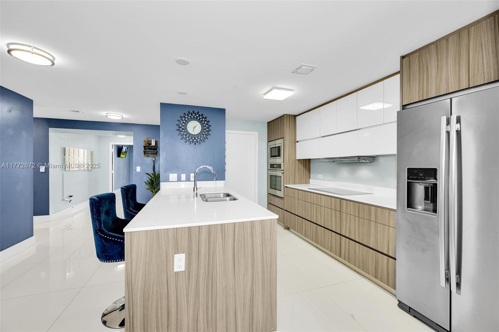 Apartamento à Venda em Miami, FL