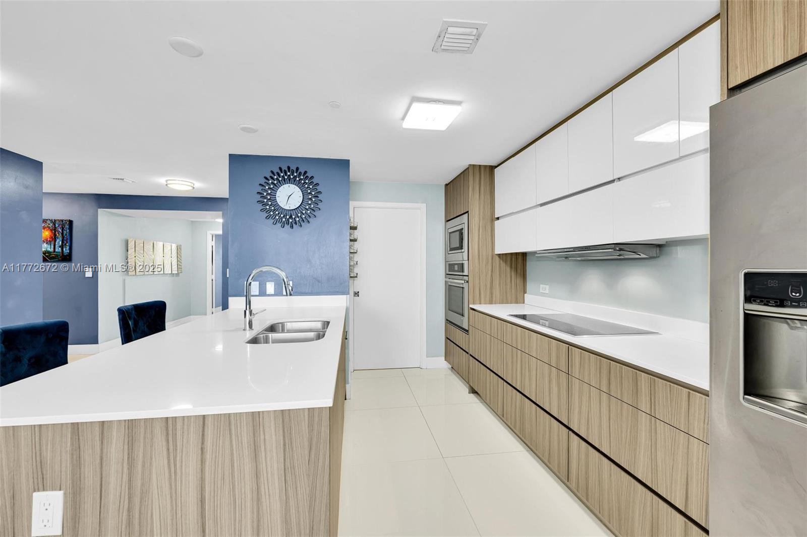 600 NE 27th St #803, Miami FL 33137