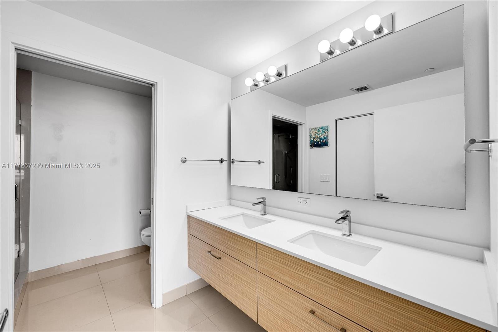 600 NE 27th St #803, Miami FL 33137