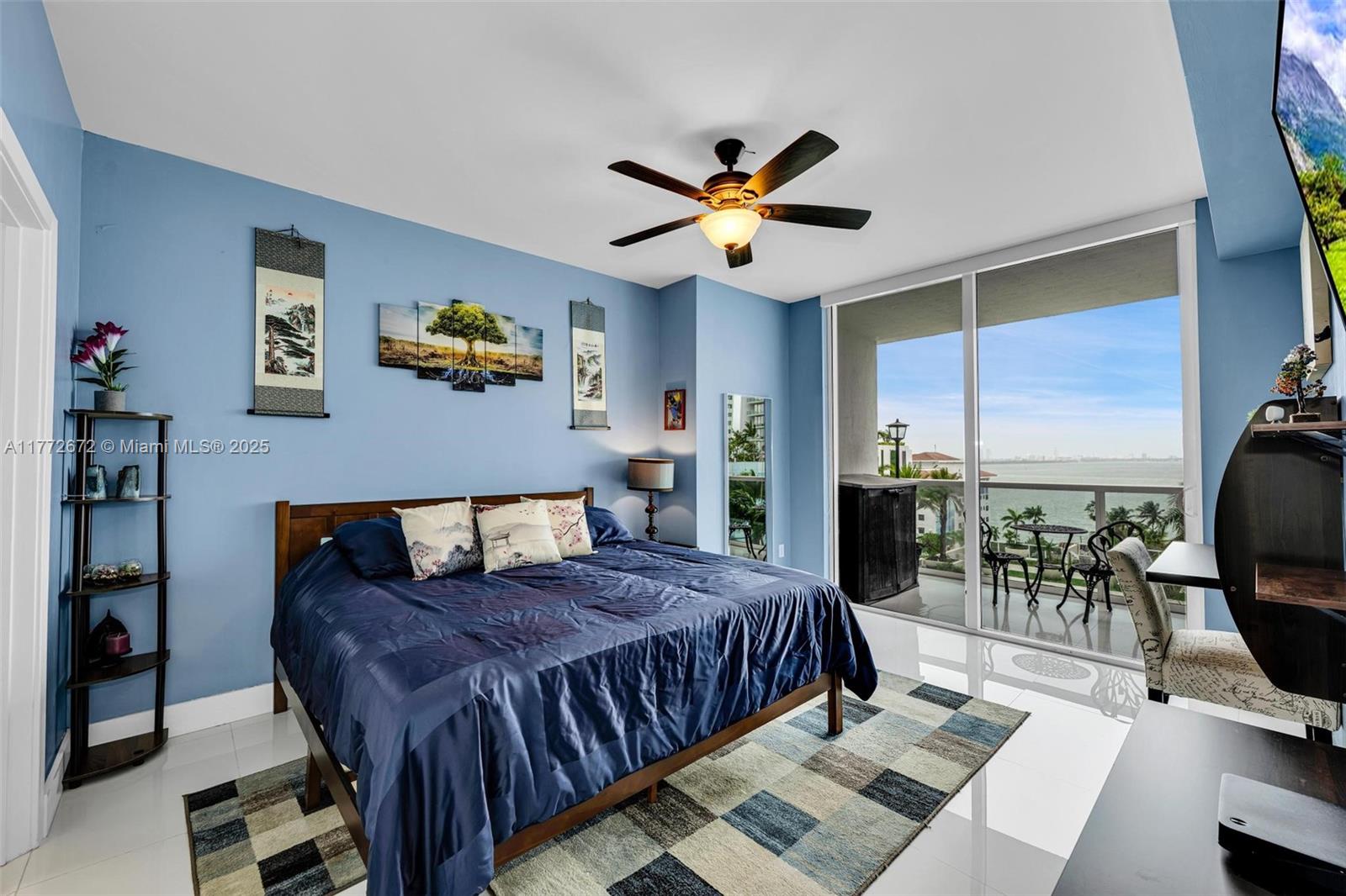 600 NE 27th St #803, Miami FL 33137