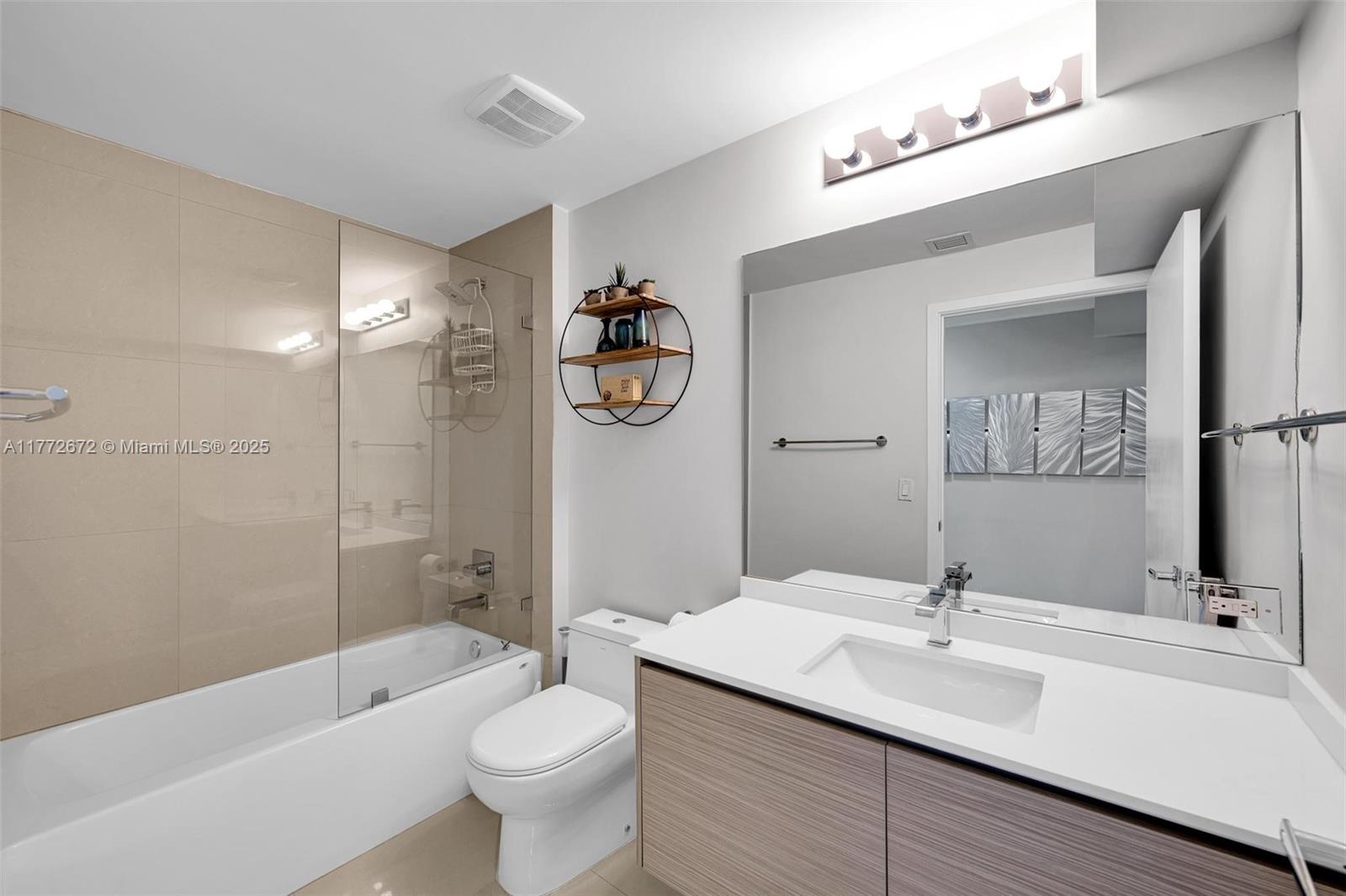 600 NE 27th St #803, Miami FL 33137