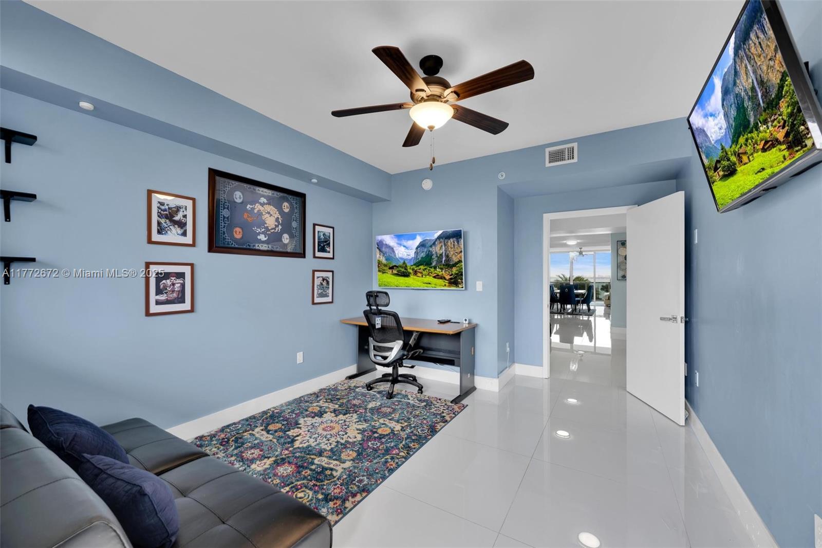 600 NE 27th St #803, Miami FL 33137