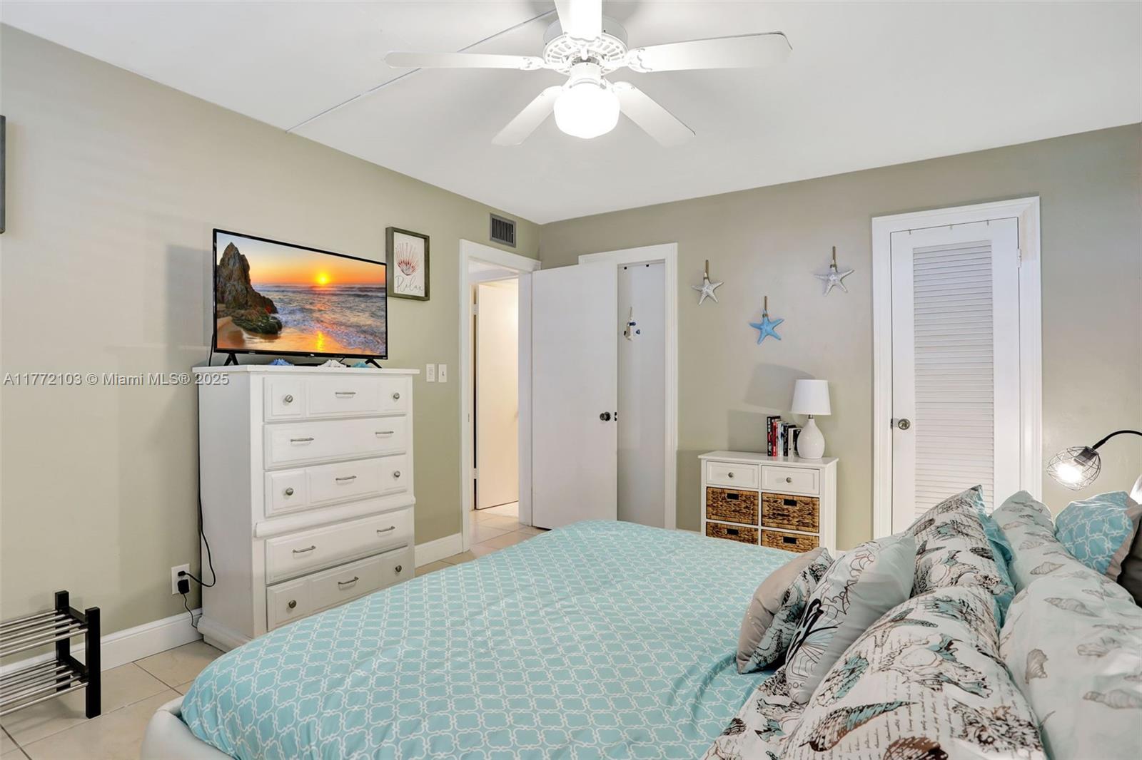 1050 Hillsboro Mile #403W, Hillsboro Beach, Florida image 15