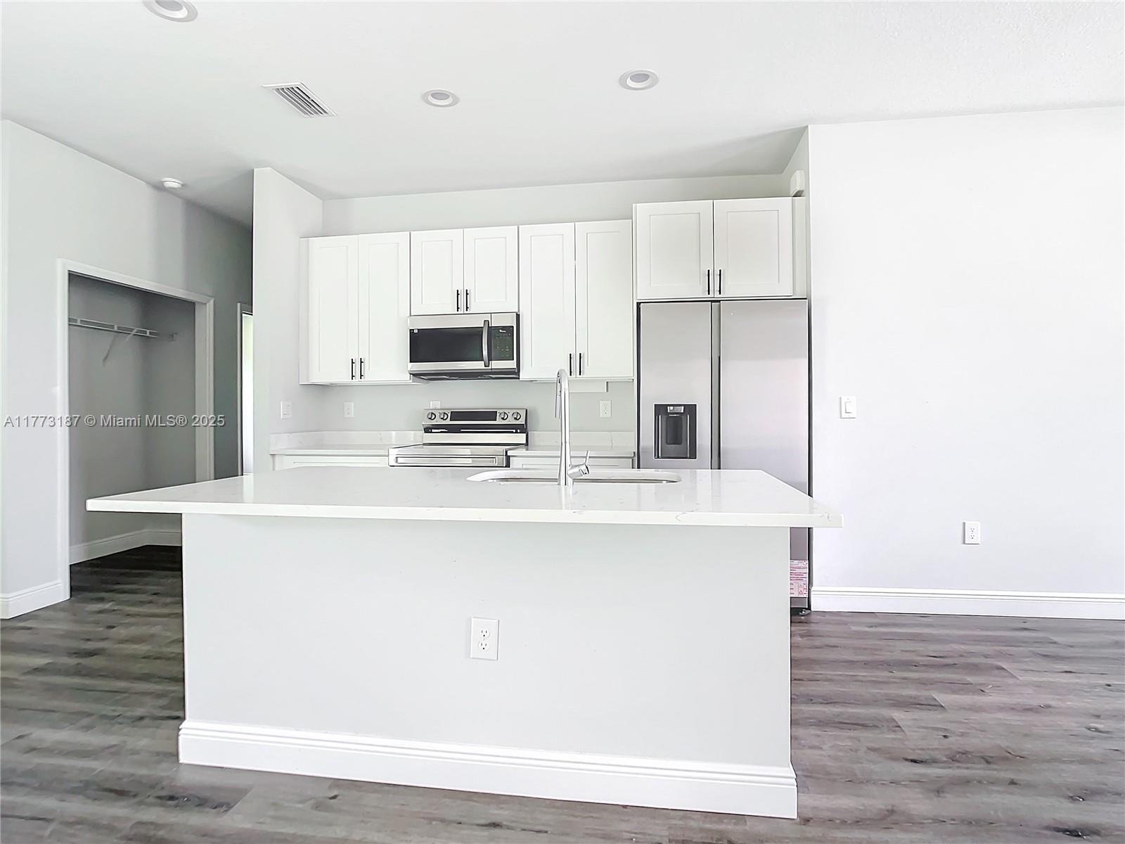 17041 Malta, Port Charlotte, Florida image 11
