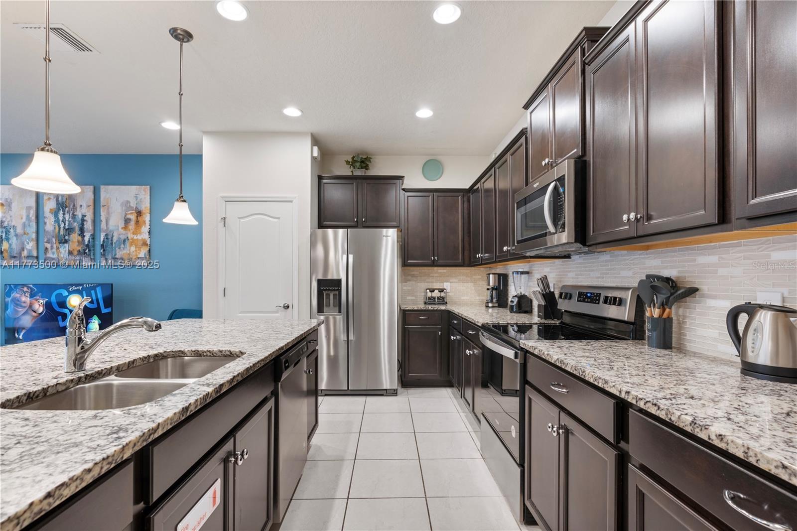 2428 Dubai Street, Kissimmee, Florida image 3